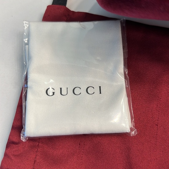 Gucci Authentic Velvet sunglasses Case - Picture 3 of 8